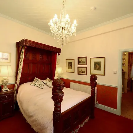 Bagshawes 3* Whitby